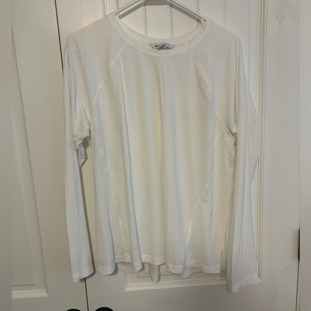 White long sleeeve Athleta workout top